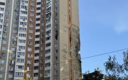 Russia strikes 24-story apartment building in Kyiv, injuring residents