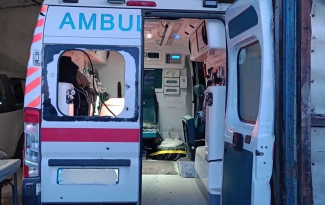 Russian troops strike ambulance station near Kherson