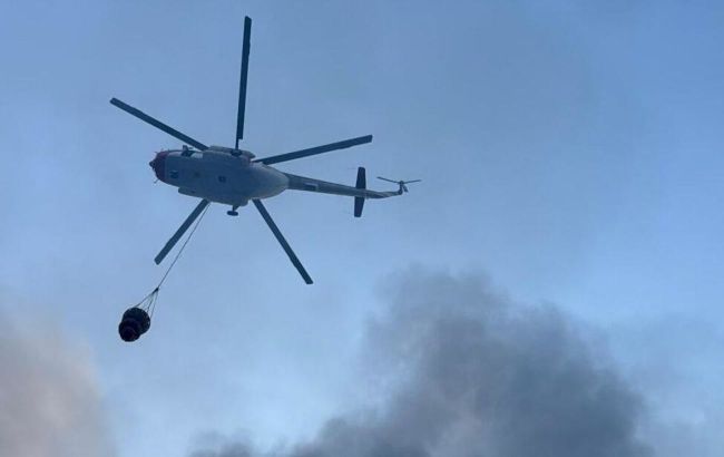 Russia massively strikes Kyiv: People trapped under rubble, emergency air units deployed