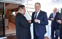 Kim Jong Un signals full loyalty to Russia amid Ukraine