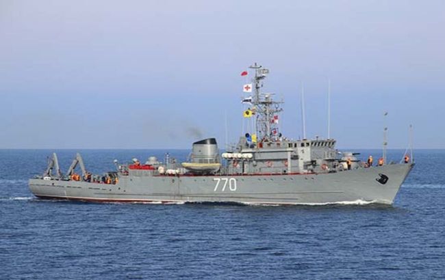 Ukraine strikes Russian minesweeper Valentin Pikul and 2 anti-submarine ships