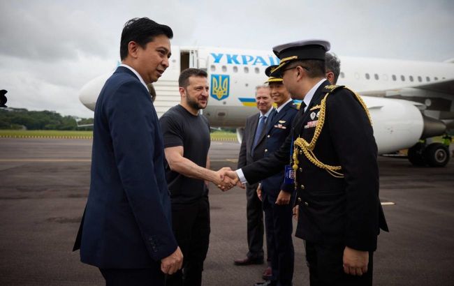 Zelenskyy arrives in Singapore to attend Shangri-La Dialogue conference