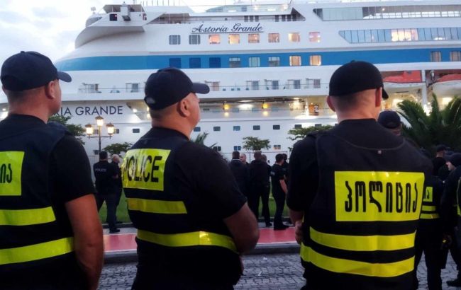 Ukrainian citizen detained at protest in Batumi over cruise liner with Russians
