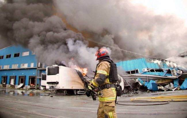 Dnipro hit in Russian attack, major logistics warehouse burns