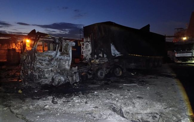 Russian strike hits Odesa region port, Palau-flagged ship damaged