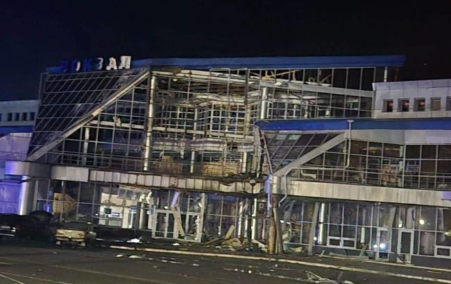 Russia attacks railway facility in Kyiv and train station in Odesa region, one killed