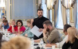 Russia disguised 20 dead soldiers as Ukrainians, Zelenskyy shows proof