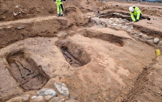 Burial site of giant with massive sword discovered in Sweden