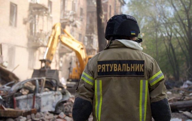 Russia strikes Dnipro again, leaves one dead and multiple injured