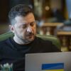 Zelenskyy discusses with Aliyev Russia’s mistreatment of Azerbaijanis