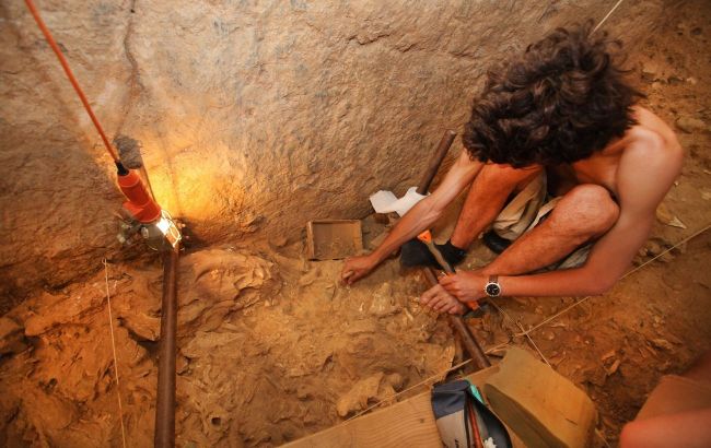 5,000-year-old rock drawing resembling biblical Nativity scene found
