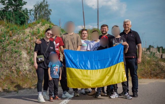 Ukraine brings back another 13 children from occupation - Zelenskyy's Office