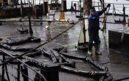 Tanker war. How the West plans to choke off Russia's oil trade at sea