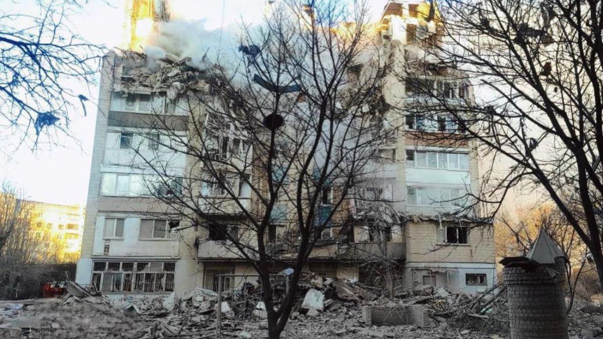 Russian strike on Ternopil kills 9, injures more than 20