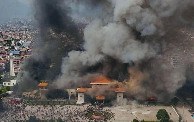Nepal parliament building in flames as protests escalate