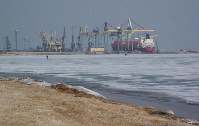 Russia folds occupied Mariupol port into its economic system, intelligence reports