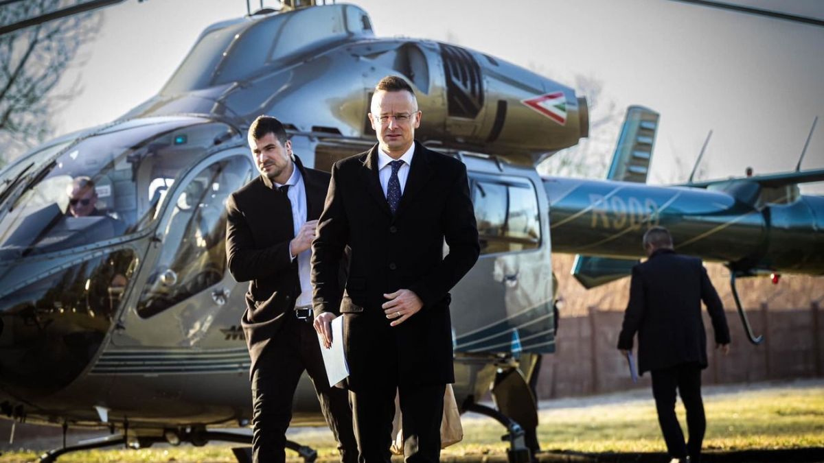 Hungarian MFA visits Uzhhorod for talks with Ukrainian counterpart