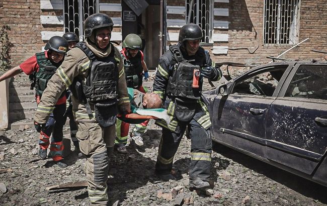 Russian strike on tuberculosis dispensary in Kharkiv: Number of injured rises to 17