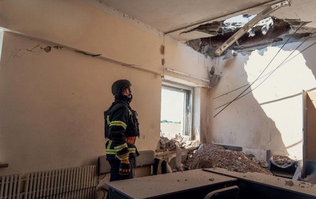 Russia strikes educational institution in Ukraine's Sumy: Six people injured