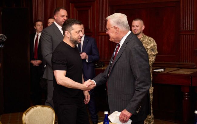 Zelenskyy shares details of meeting with Kellogg