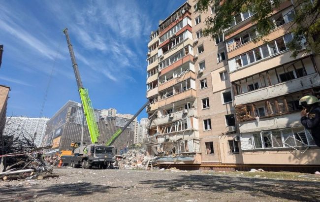 Inside the destruction: What Kyiv's residential building looks like after Russia's strike