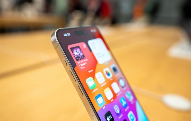 Spyware massively hacking iPhones through Ukrainian websites, Reuters reports