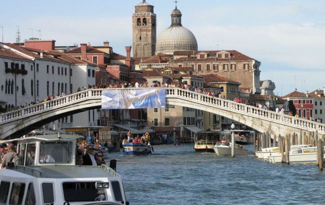 Venice introduces new rules for tourists