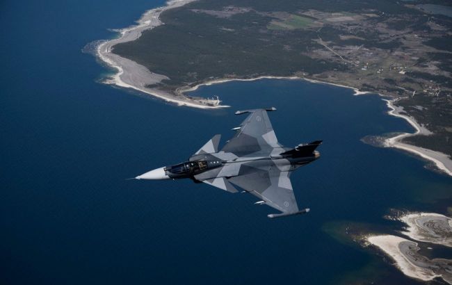 Gripen fighters and more: Ukraine and Sweden discuss potential assistance