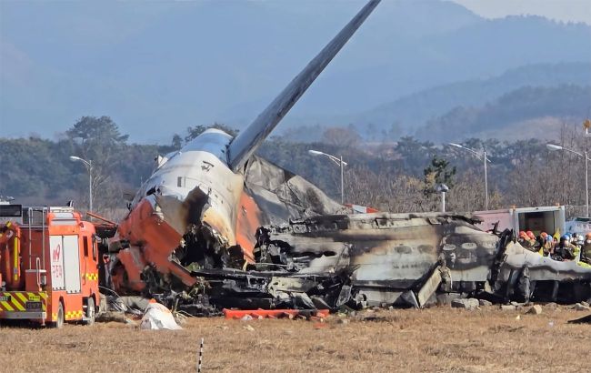 Plane crash in South Korea: Investigators plan to examine flight data recorders