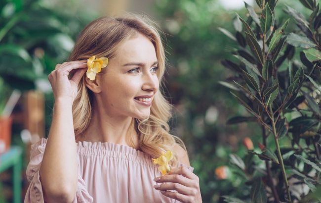 Horoscope for July 25 promises career and financial boost for four zodiac signs