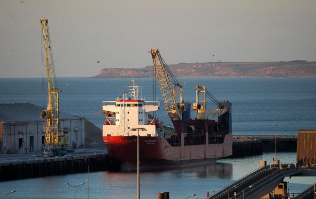 Ship with dangerous cargo from Russia entered English Channel