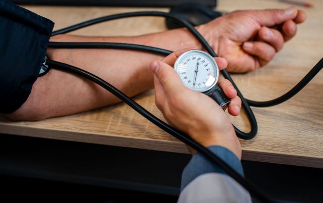 Doctors on importance of checking blood pressure