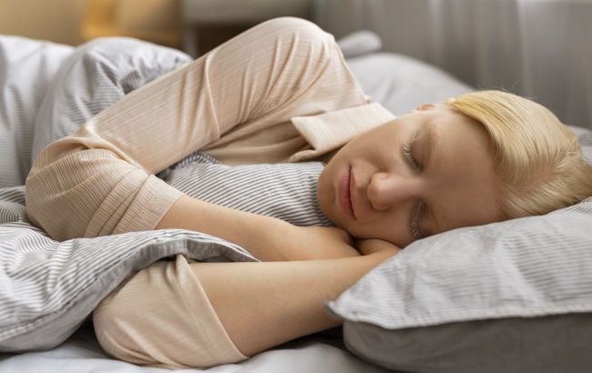 Do people dream in color or black and white? Scientists explain