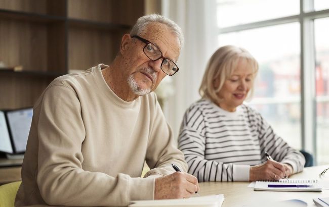 Geneticist reveals three main habits that actually speed up aging