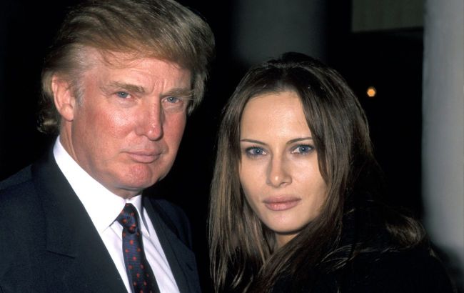 20 years together. Donald Trump shows photo from his wedding day with Melania