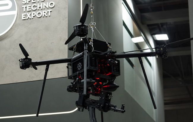 Ukraine develops assault-rifle-equipped drone for security services: Footage