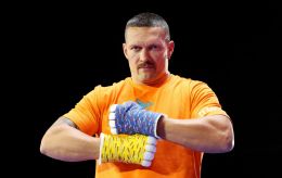 Ukraine's Usyk makes high-profile statement regarding his career