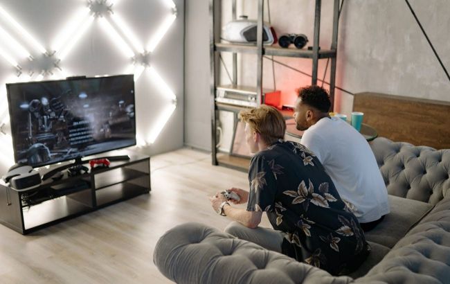 How to choose TV for perfect gaming experience on PlayStation and Xbox Series