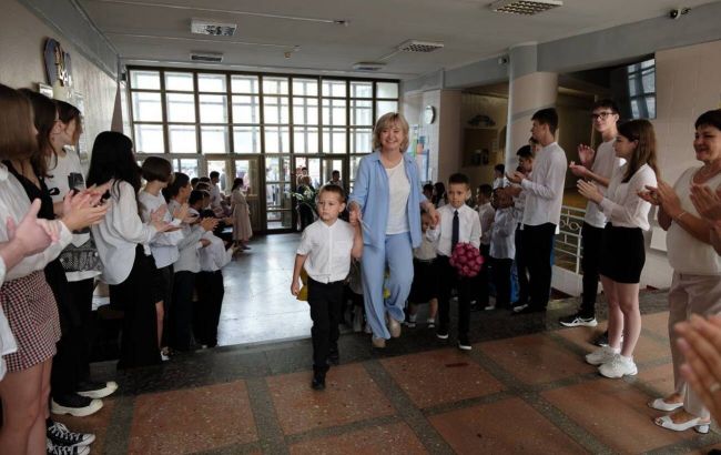 Back-to-school ceremonies took place in Kyiv schools today, September 1