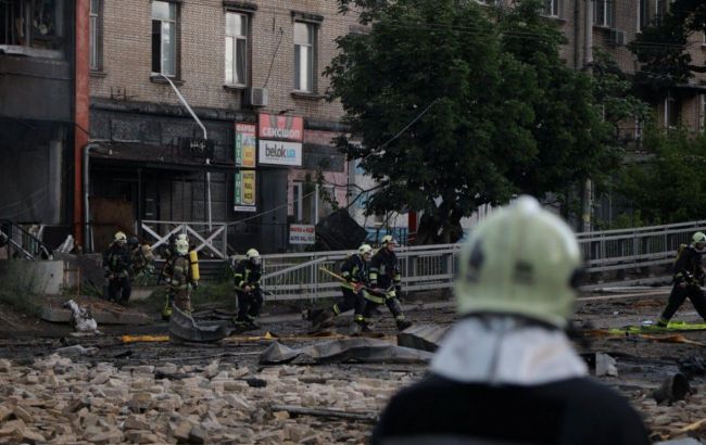 Rescue operations in Kyiv suspended until morning: 32 people injured in Russian attack