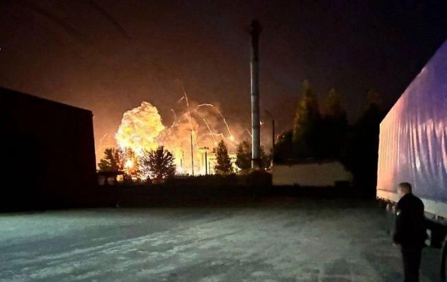 Explosions rock Bryansk airfield: Mi-8 helicopter burned, Mi-35 hit