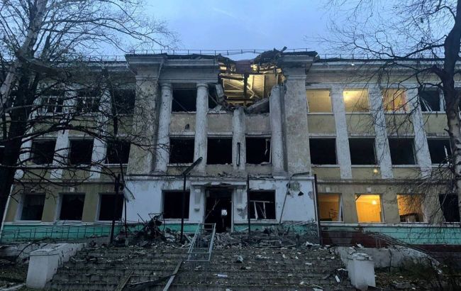 Russia strikes Kramatorsk with Geran-2 drones, school hit