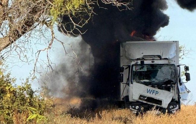 Russia bombs UN humanitarian mission in Ukraine's Kherson region, destroys aid trucks