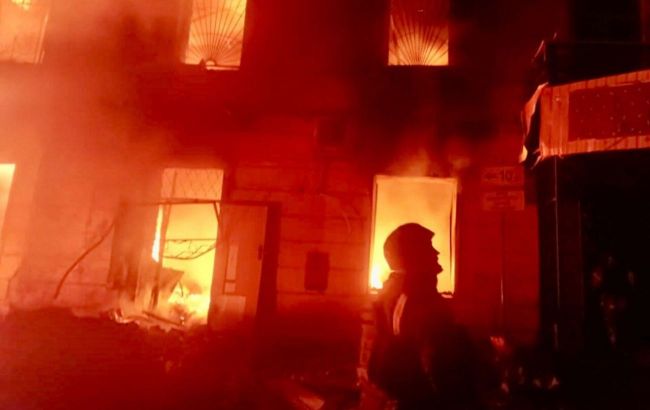 Russia attacks Ukraine's Kherson with Shahed drones: Residential areas hit, civilians injured