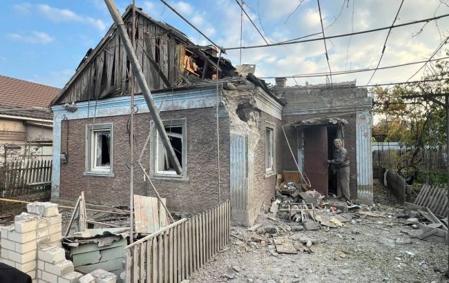Kherson under massive attack: Dozens wounded, including children