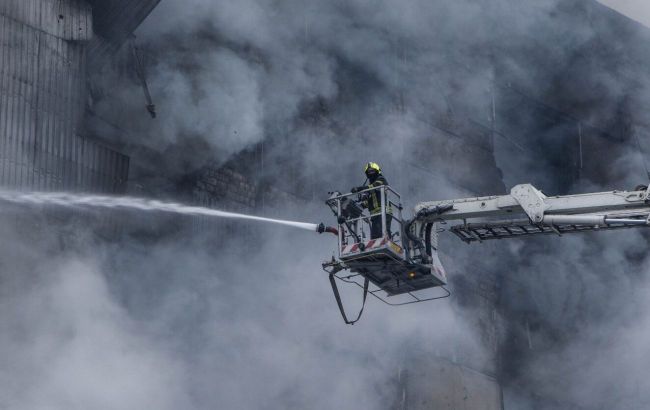Russia strikes Ukraine's second-largest drug distributor, destroying office and warehouse