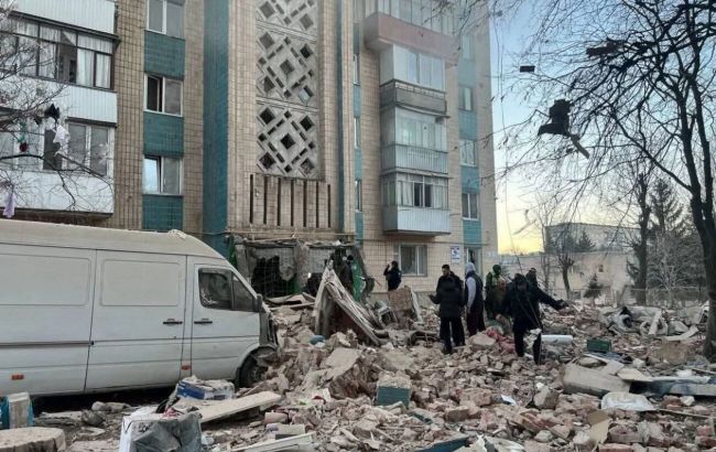 Russia may have hit Ternopil apartment building with Kh-101 missile, Air Force says