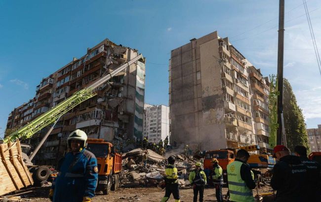 Casualty numbers climb after Russian attack on Kyiv