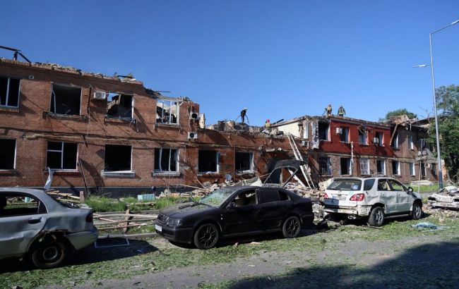 More casualties reported after deadly Russian strike on Kyiv