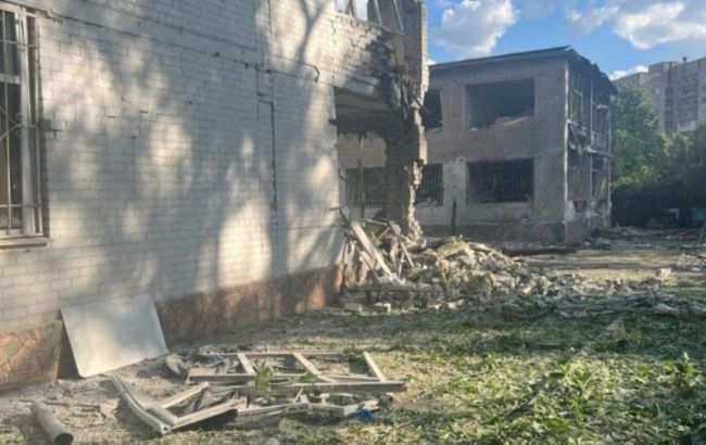 Russia strikes Zaporizhzhia in Ukraine with 9 bombs, casualties reported